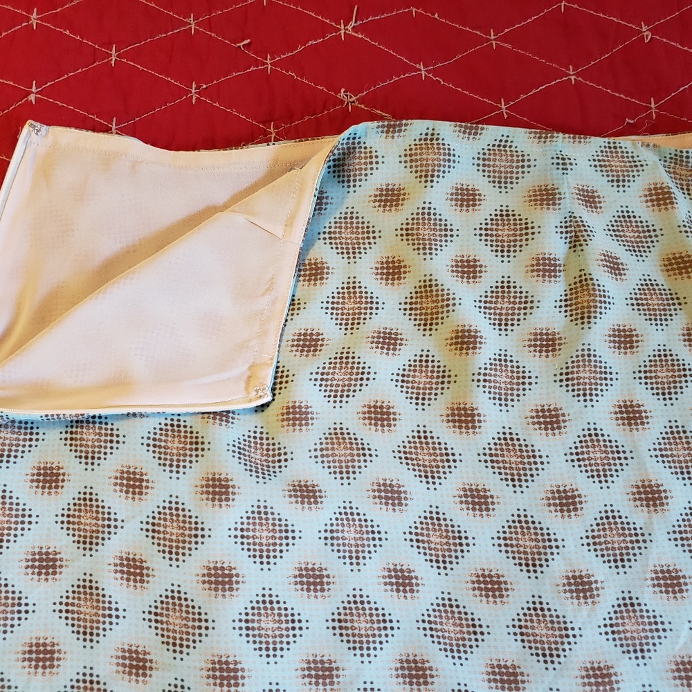 Skirt with lining